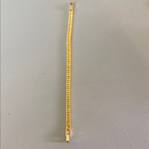 Elegant Gold Rhinestone Bracelet